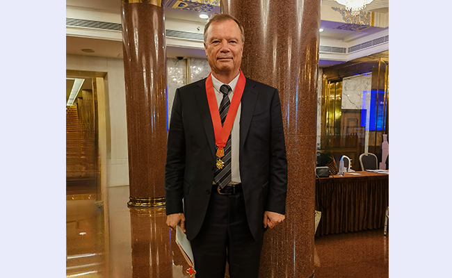 空白背景new1 - 副本.jpg